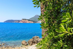 Отель Apartmani Capri  Сутоморе